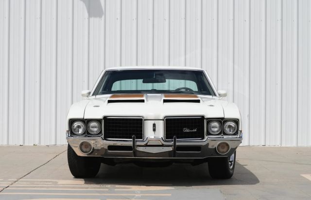 1972_oldsmobile_hurstolds_A7408599-93692-scaled.jpeg