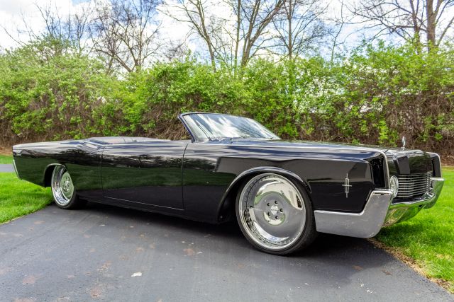 002 - Lincoln_1966 Continental Custom Roadster_20260406.jpg