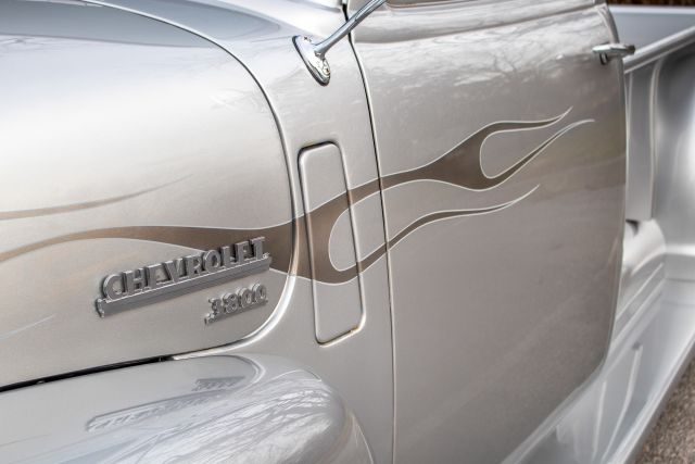 LOT_496_1949_Chevrolet_County_C-244.jpg