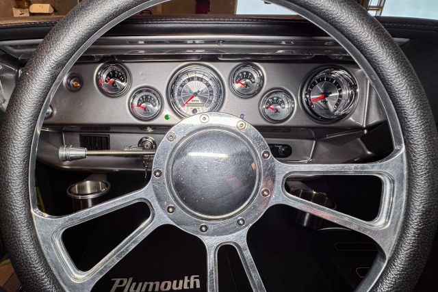 71Cuda-175.jpg