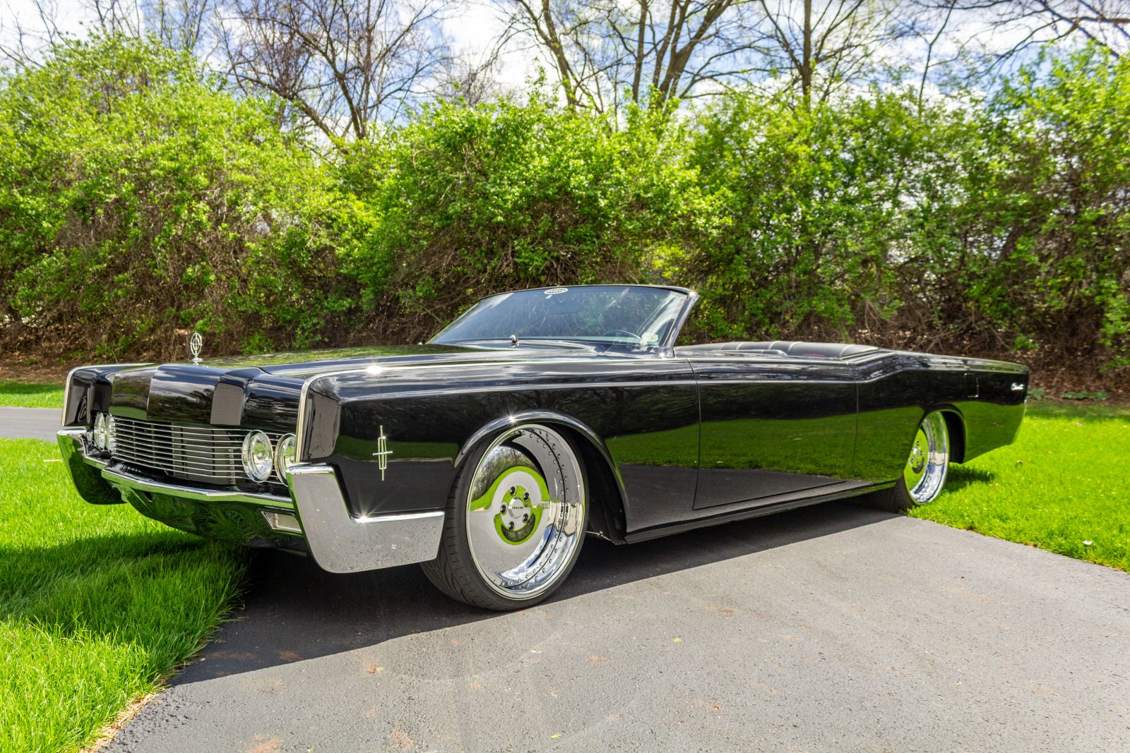 008 - Lincoln_1966 Continental Custom Roadster_20260406.jpg