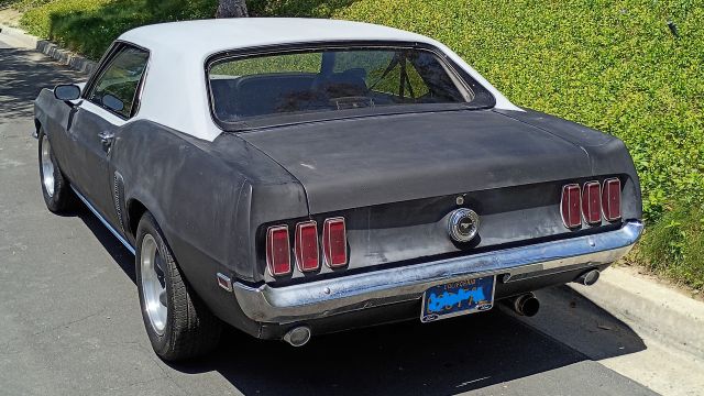 06_Rear-3Q.jpg