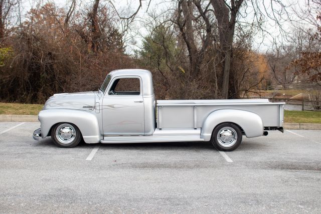 LOT_496_1949_Chevrolet_County_C-229.jpg
