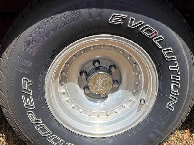 red-c10-wheel.jpg