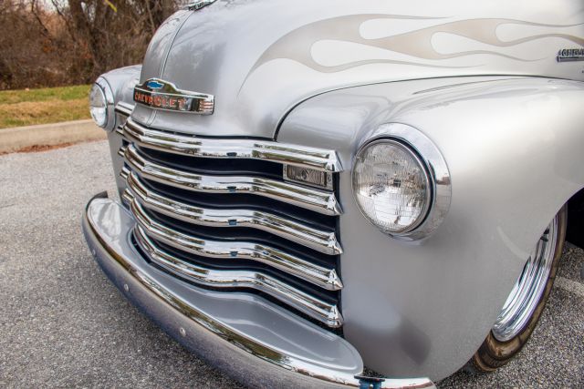 LOT_496_1949_Chevrolet_County_C-240.jpg