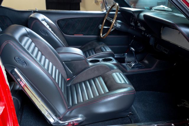 3102 Mustang Resto-mod 32.jpg