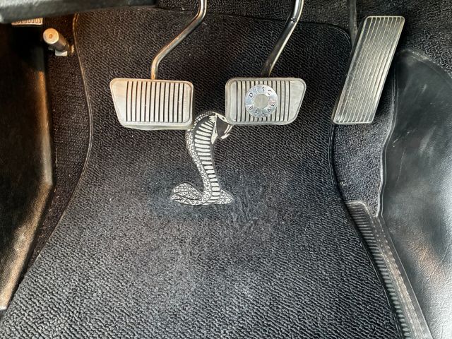 Pedals.jpg