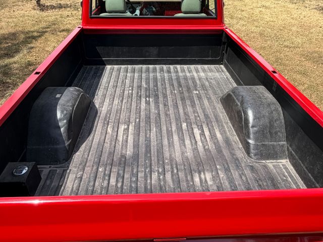 red-c10-bed.jpg