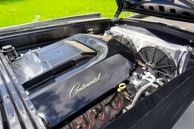 100 - Lincoln_1966 Continental Custom Roadster_20260406.jpg