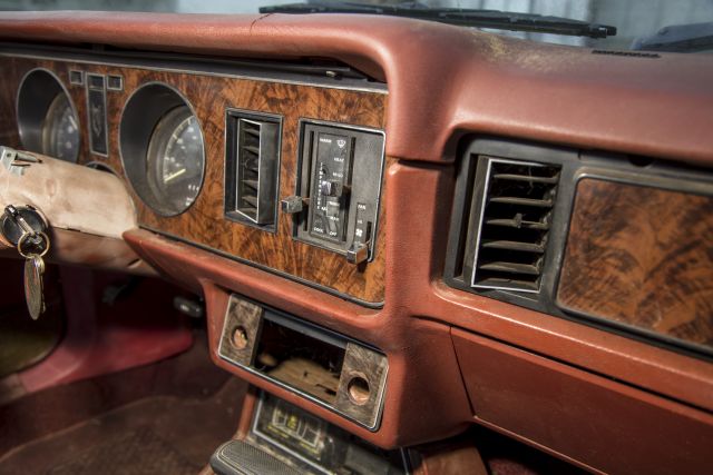 1981 Ford Fairmont Durango 065.JPG