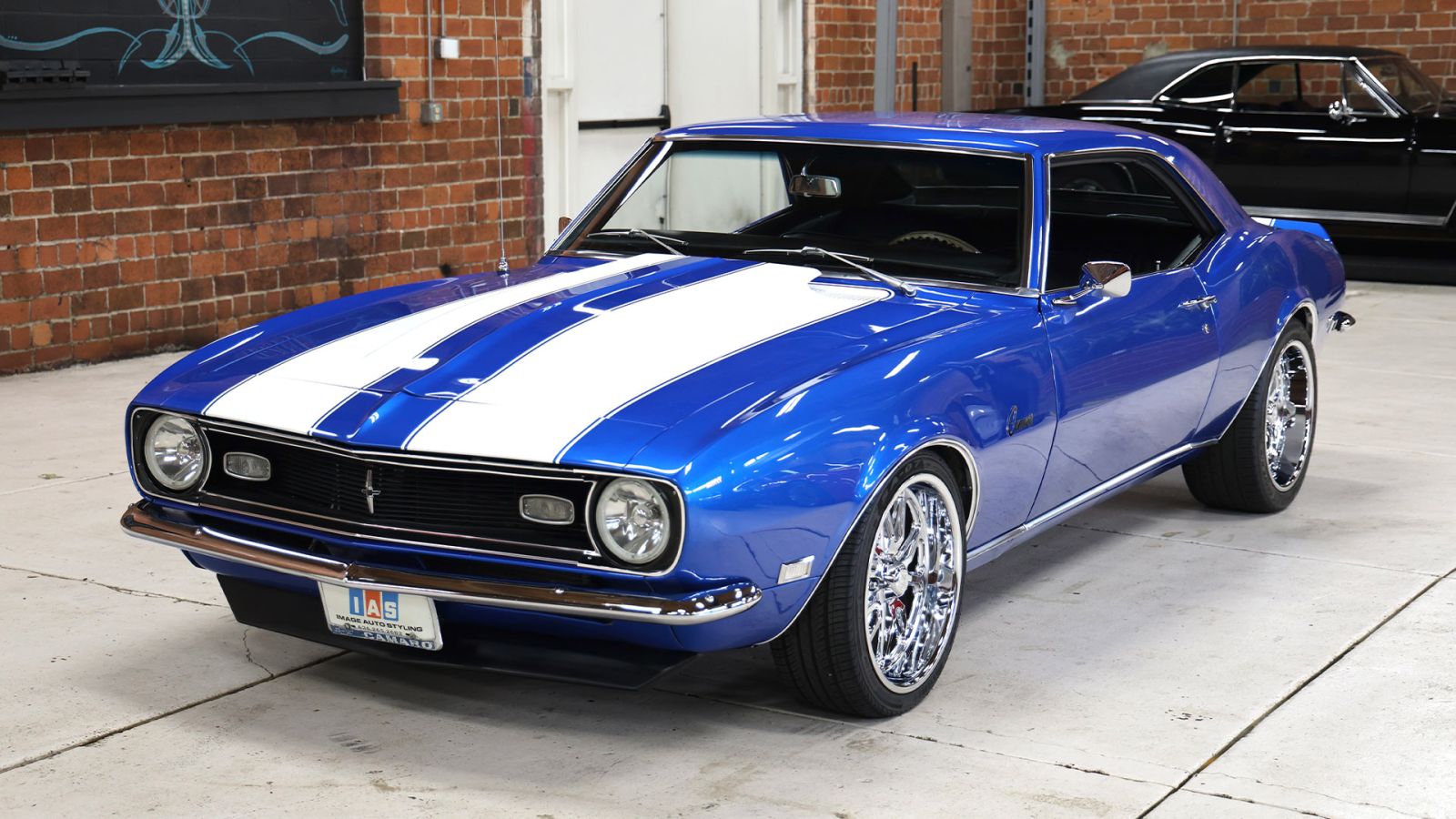 68-camaro-blue-hero.jpg