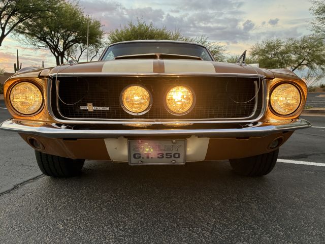 FrontLamps.JPG
