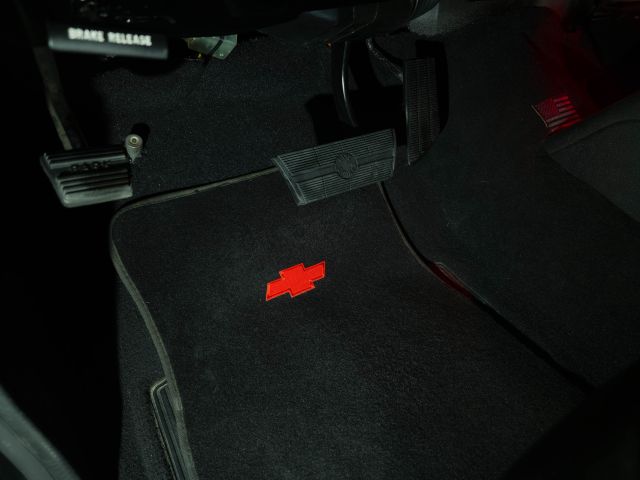interior floor mat driver.jpg