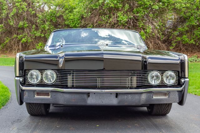 001 - Lincoln_1966 Continental Custom Roadster_20260406.jpg