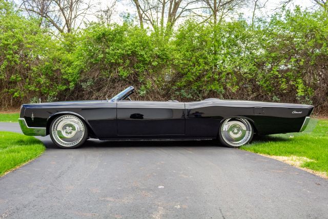 007 - Lincoln_1966 Continental Custom Roadster_20260406.jpg