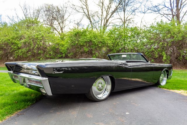 009 - Lincoln_1966 Continental Custom Roadster_20260406.jpg