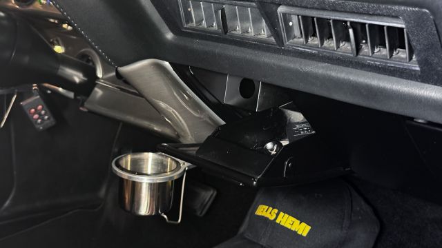 71Cuda-165.jpg