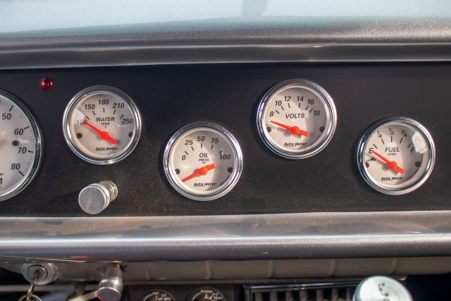 LOT_496_1949_Chevrolet_County_C-277.jpg