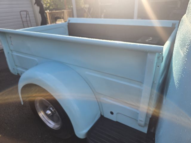 Rt side box.jpg