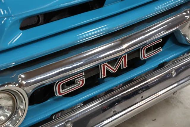 1966gmccarryall (11).webp