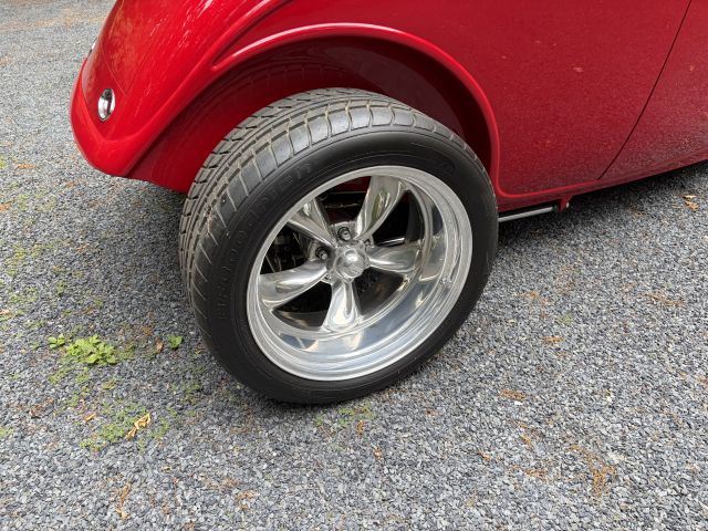 #653 – 1934 Ford Roadster-16.jpg