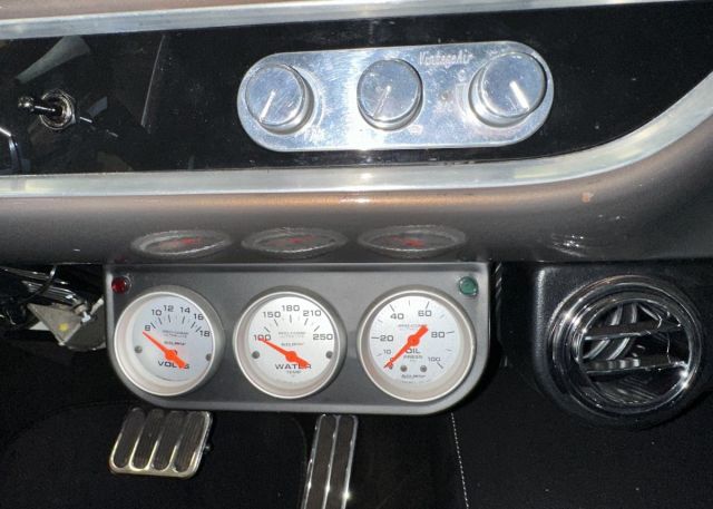 #524 – 1961 Ford Galaxie-48.jpg
