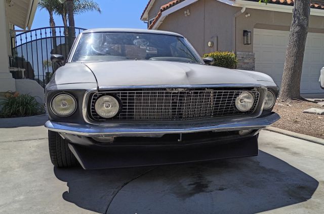 Front Low grille.jpg