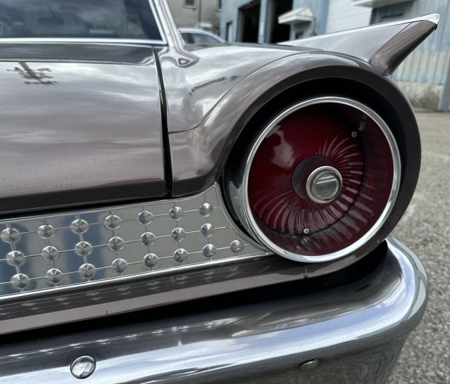 #524 – 1961 Ford Galaxie-26.jpg