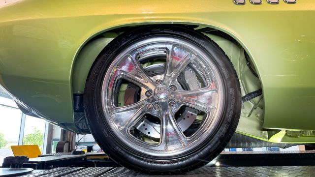 71Cuda-140.jpg