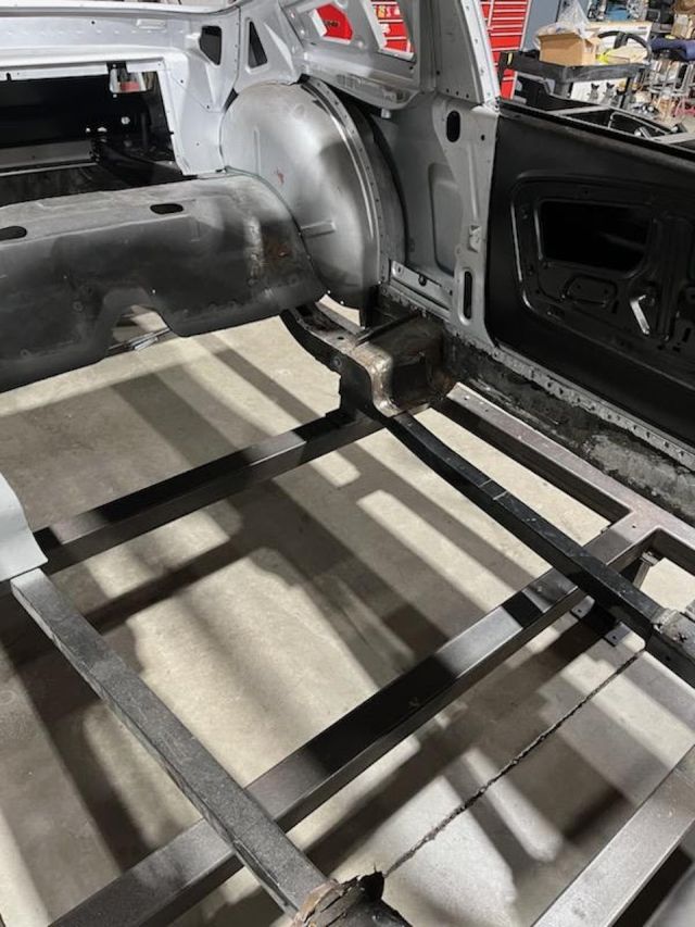 15_CHASSIS.jpg