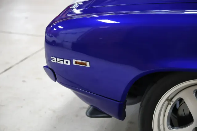 1969-chevrolet-camaro-super-sport-replica (70).webp