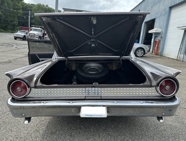 #524 – 1961 Ford Galaxie-76.jpg