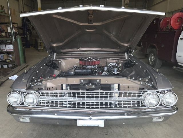 #524 – 1961 Ford Galaxie-62.jpg