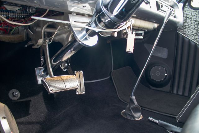 LOT_496_1949_Chevrolet_County_C-281.jpg