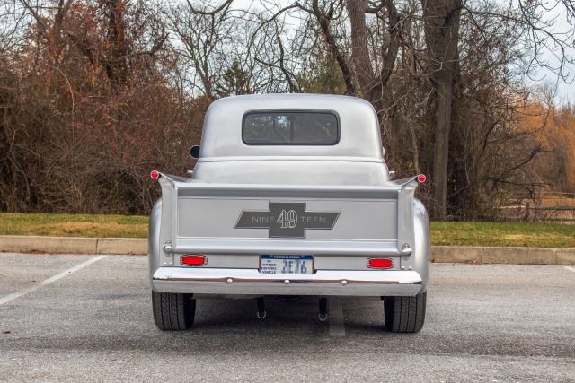 LOT_496_1949_Chevrolet_County_C-227.jpg