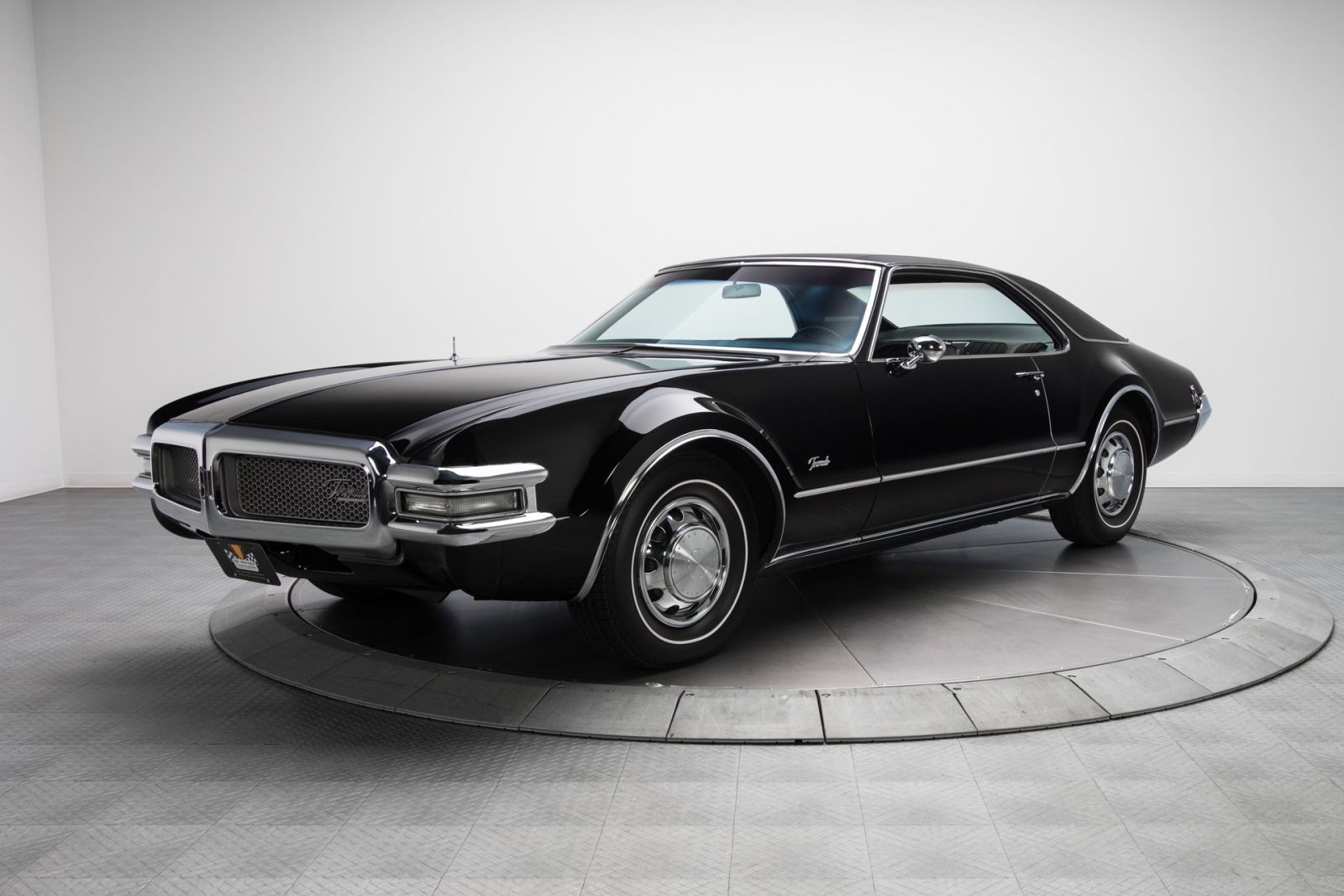 1968-oldsmobile-toronado.jpeg