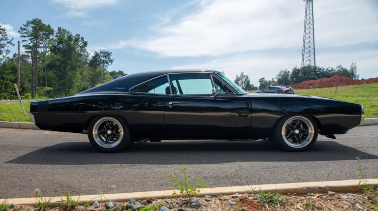 Just Sold Series: 1970 Dodge Charger Restomod Auction Was A Battle